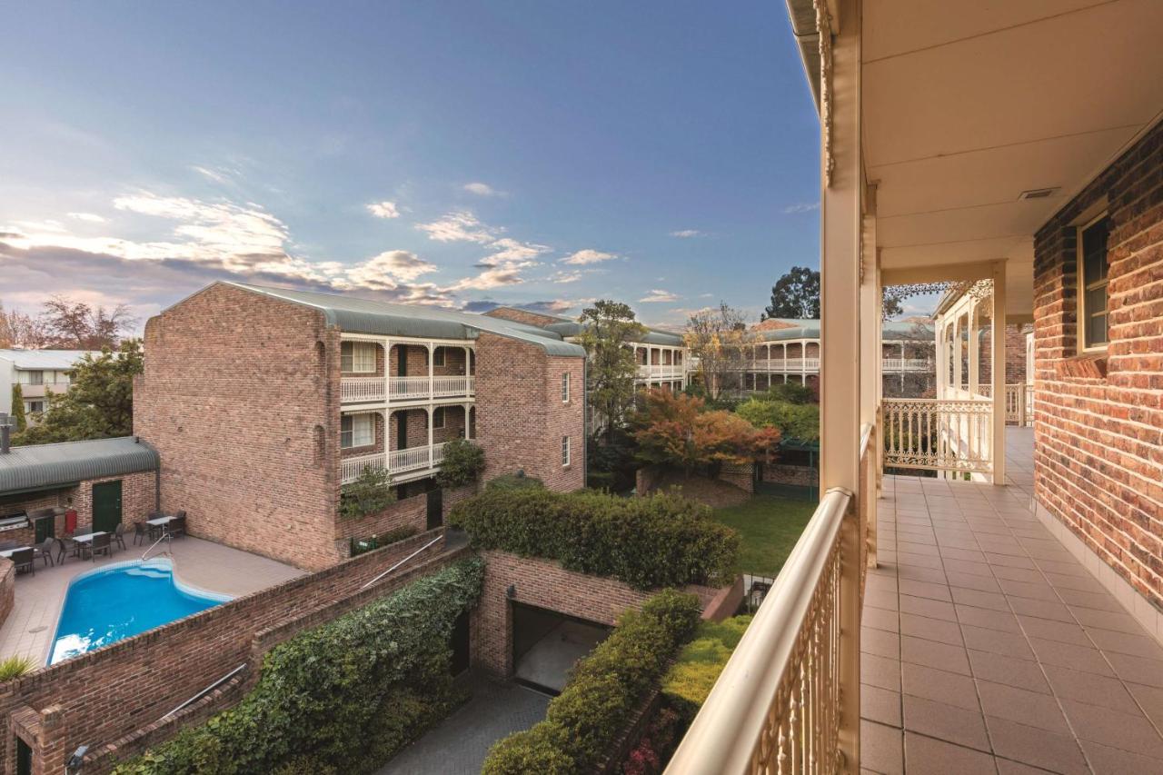 Aparthotel Adina Serviced Kingston 3*
