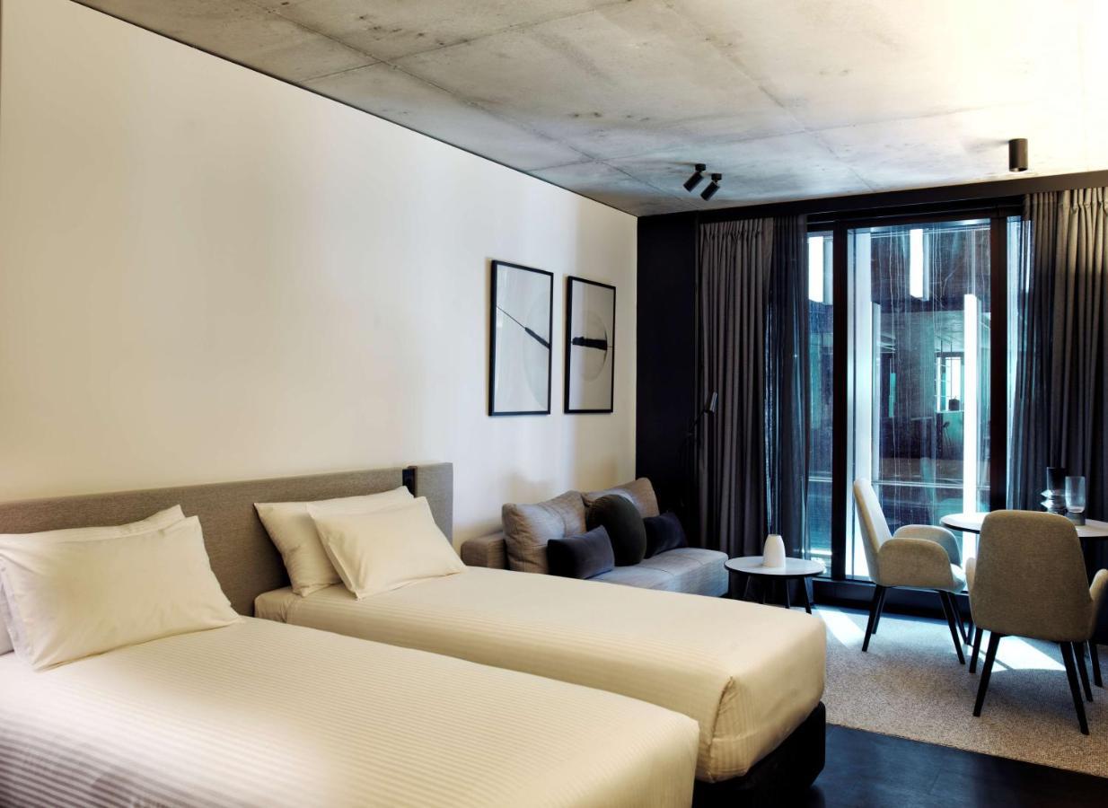 A By Adina 4* Camberra