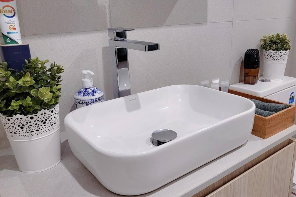 Apartment Cozy 1br In The Heart Of *