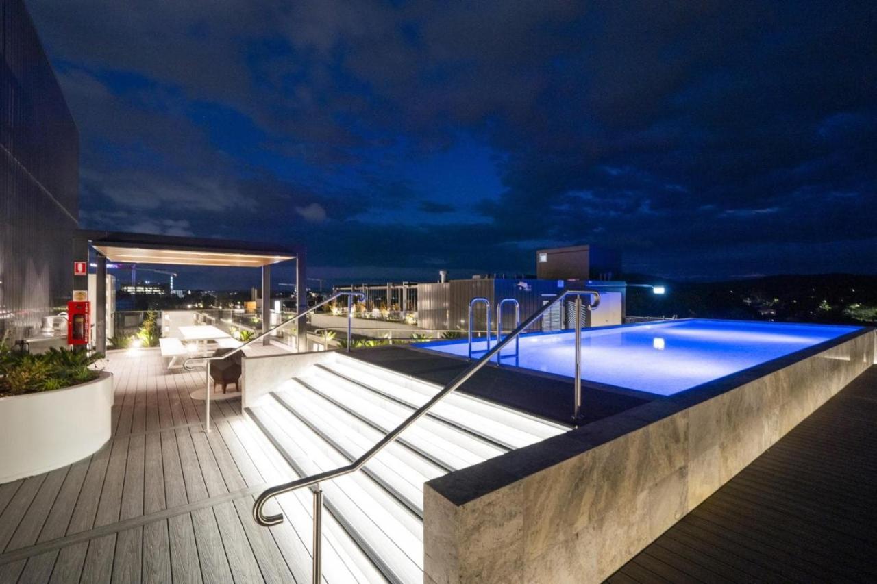 Apartment Mulberry 2br-2ba Rooftop Pool, Bbq, Wifi & Netflix - Location *