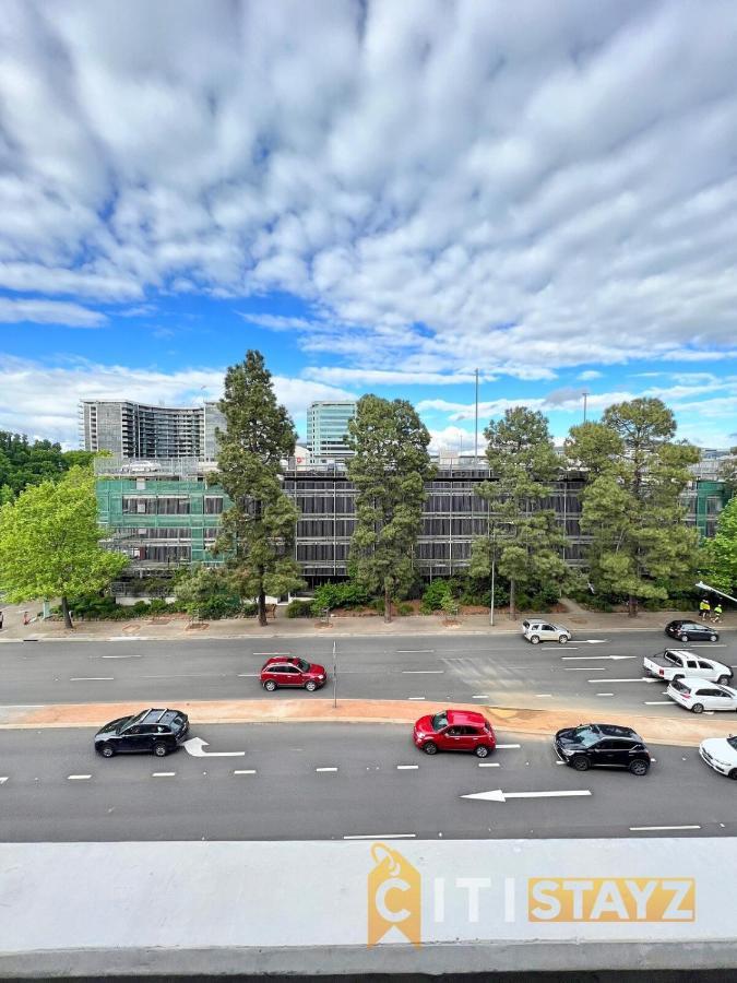 Apartment Enchanting In Red - 1bd 1bth 1csp Canberra