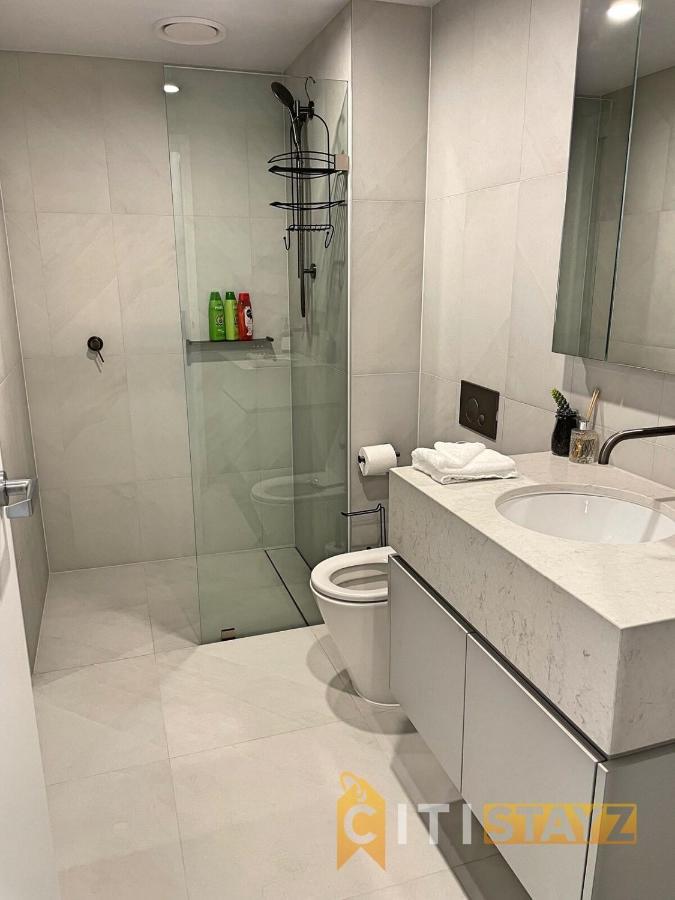 Splendid 2bd 1bth 1csp - Superb Cbd Location Apartment *