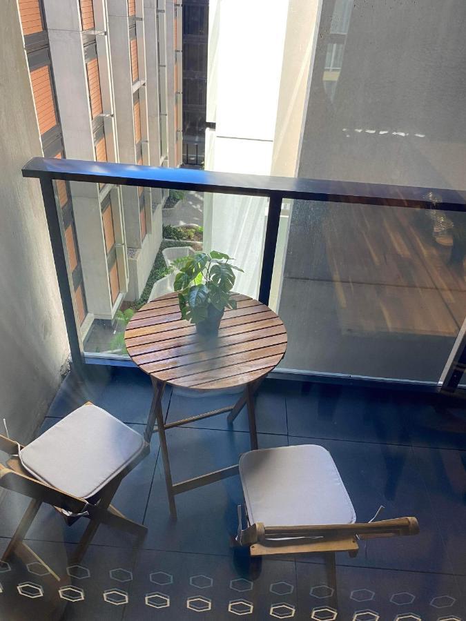 Apartment 2 Bed 2 Bath Luxury In Braddon - Free Heated Pool, Gym, Parking