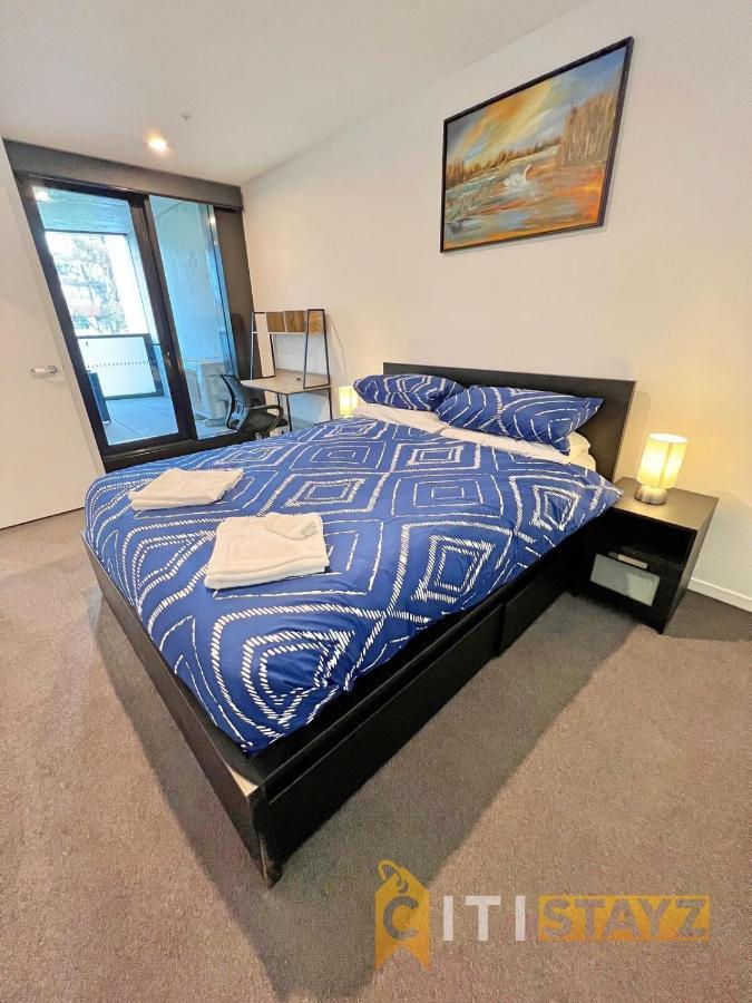 Beauty In Blue! 1bd 1bth 1crsp Apt - Great Location! Apartment Canberra