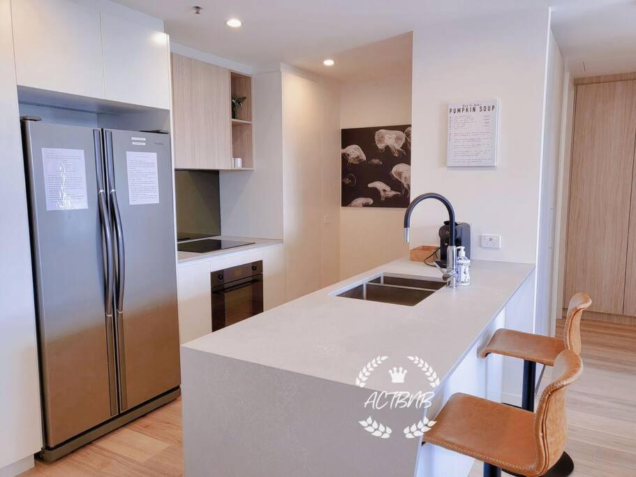 City View Lovely 1bd @ Cbd Apartment Canberra