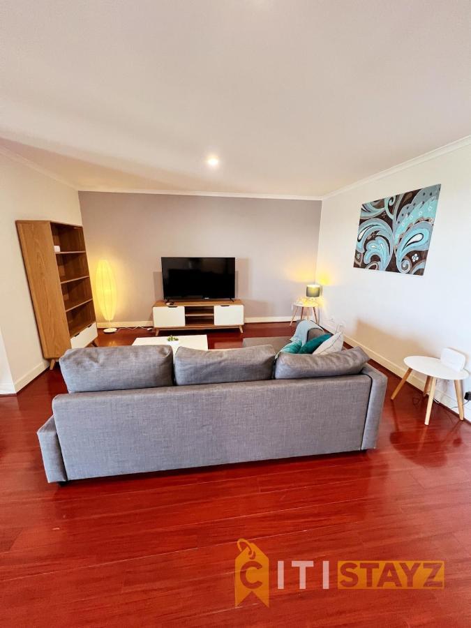 Spacious 1bd Penthouse - Close To Anu Apartamento *