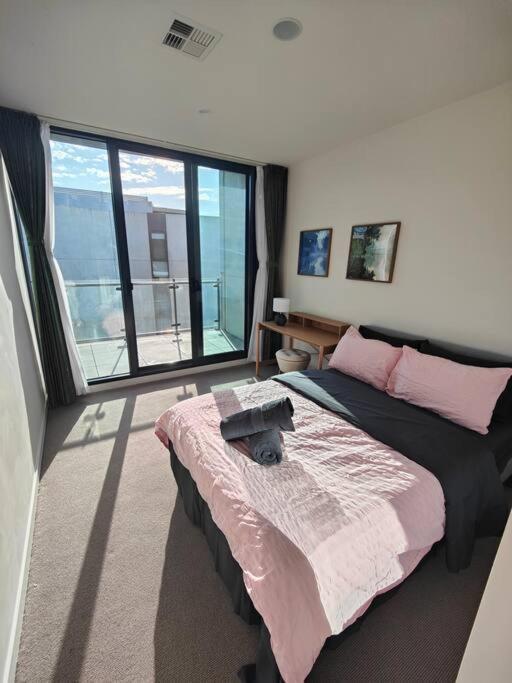 Sunny 2-bedroom @the Heart Of Apartamento *