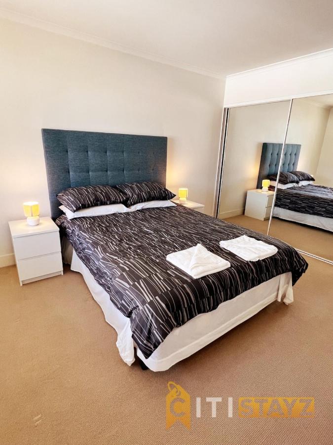 Spacious 1bd Penthouse - Close To Anu Apartamento