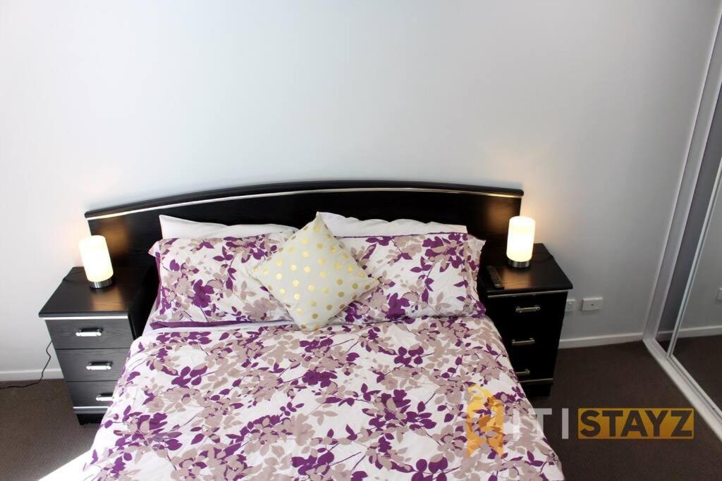 Comfortable & Spacious -2bd 2bth - Braddon * Canberra
