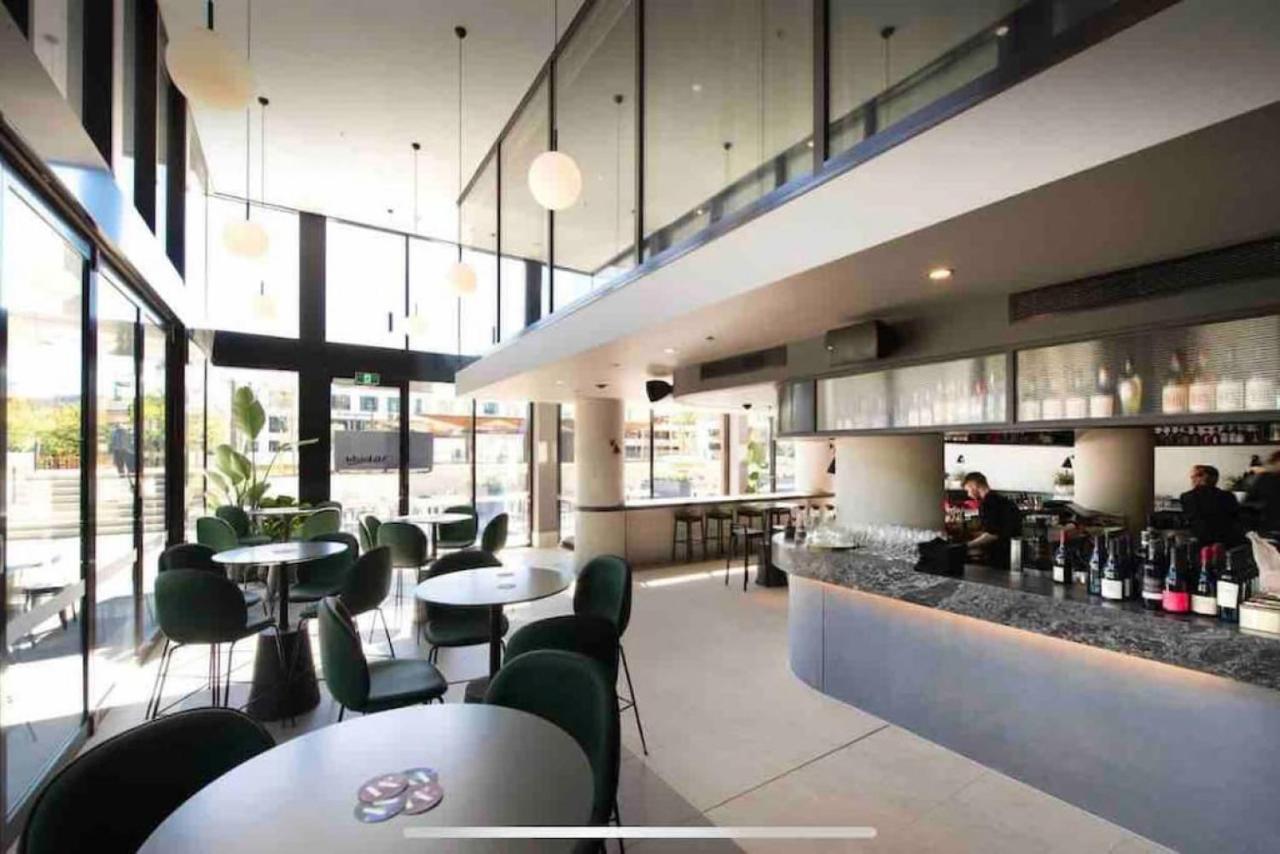 1br Braddon Retreat With Mountain Views Canberra