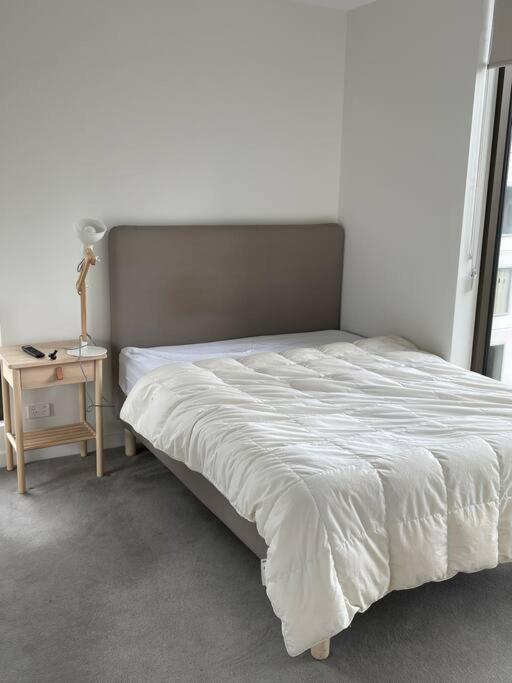 Apartment Lovely Cbd Two Bedroom Free Parking