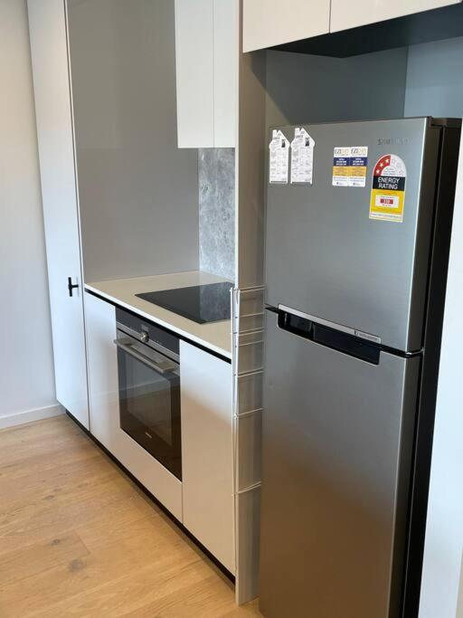 Lovely Cbd Two Bedroom Free Parking * Canberra