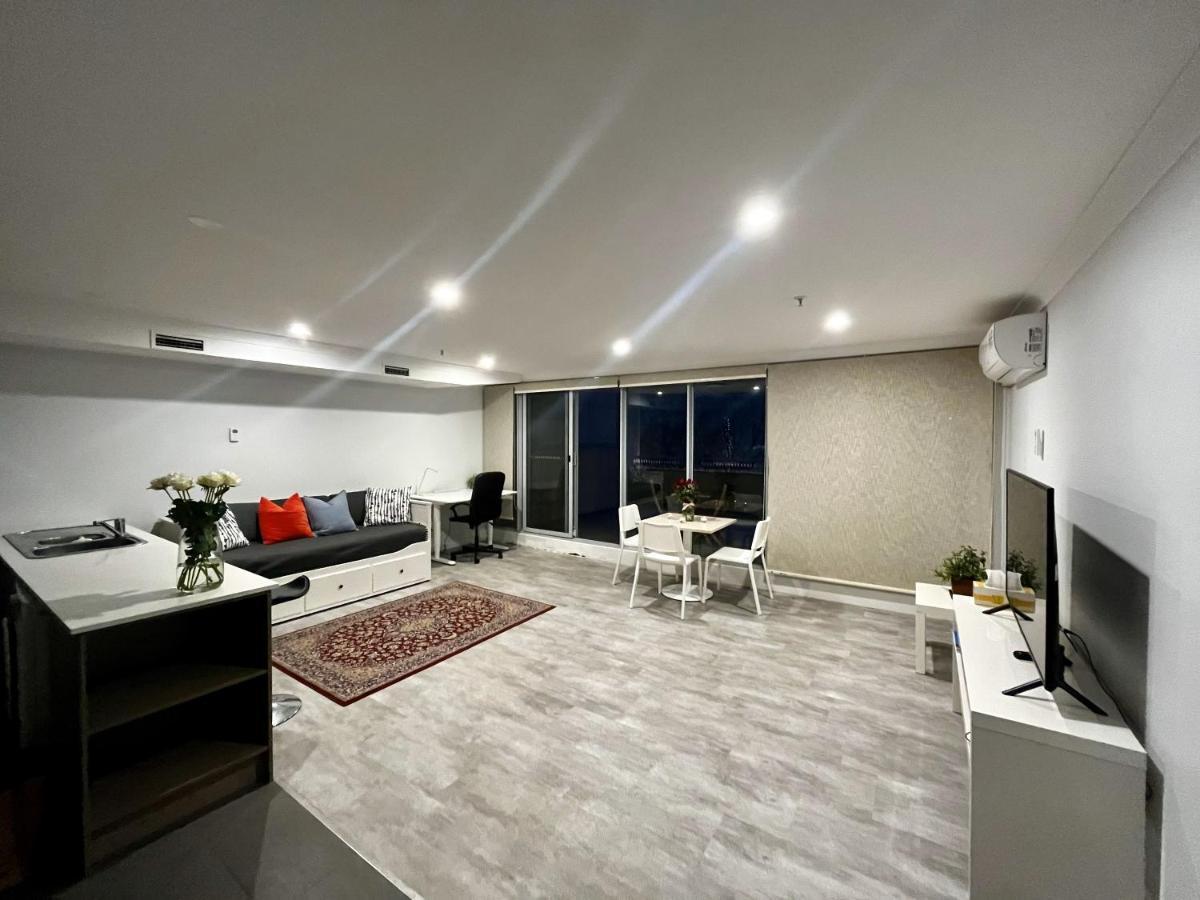 Apartment Dana-cozy With Shared Entry In The Canberra