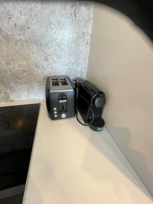 Apartment Lovely Cbd Two Bedroom Free Parking *
