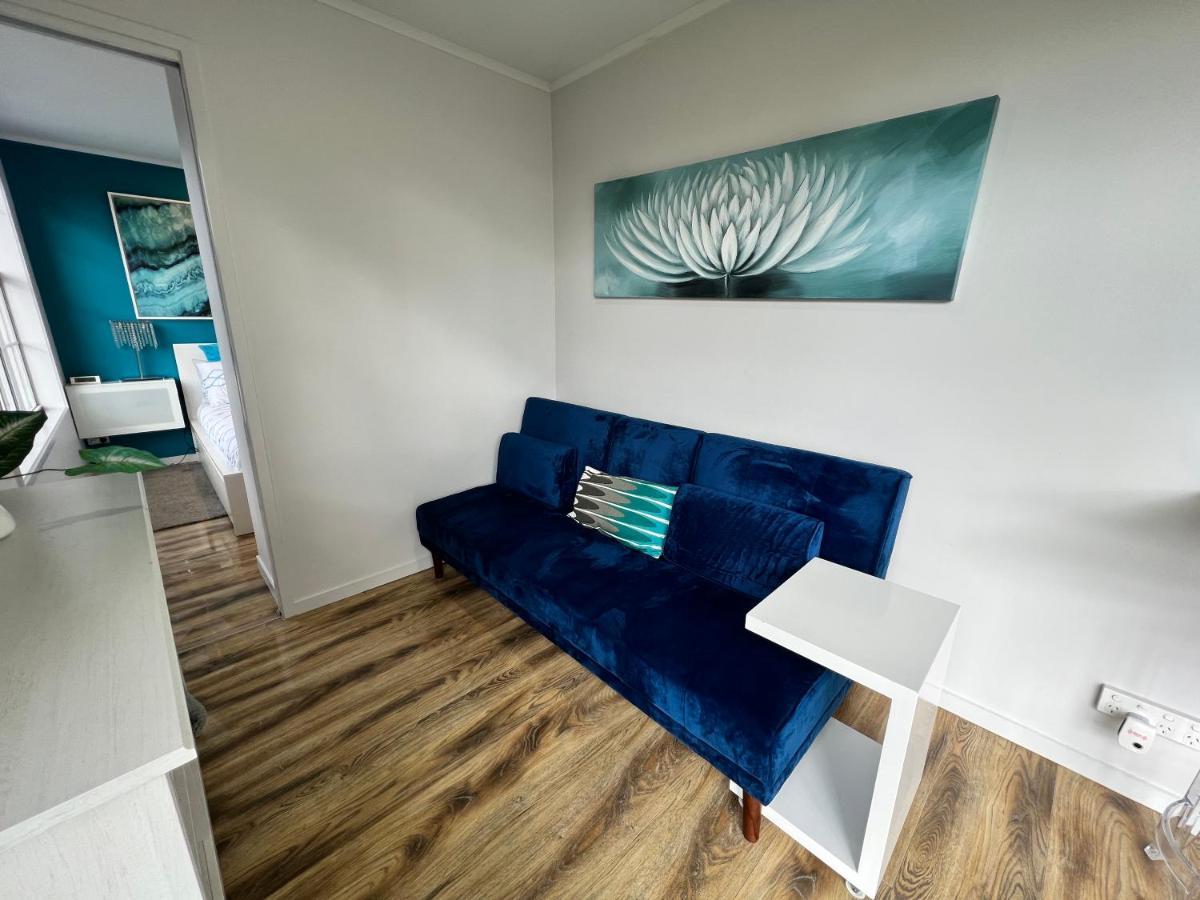 Tiny House In Belconnen 1br Self Contained Wine *