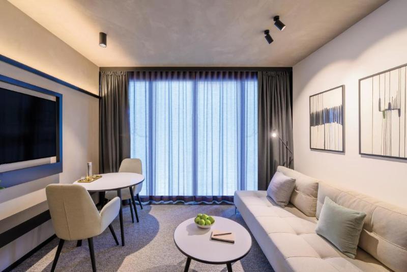 A By Adina Aparthotel Camberra
