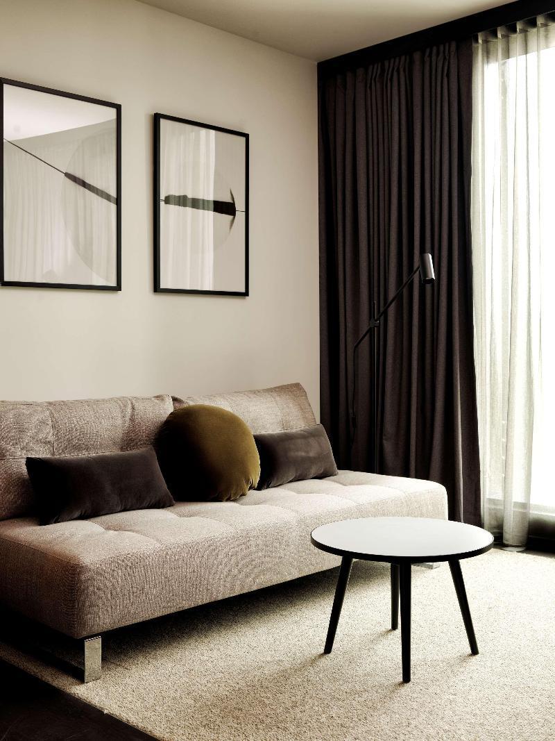 A By Adina Aparthotel Camberra