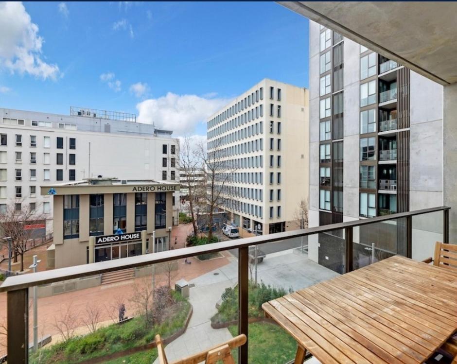 Capitol Executive Apartment *