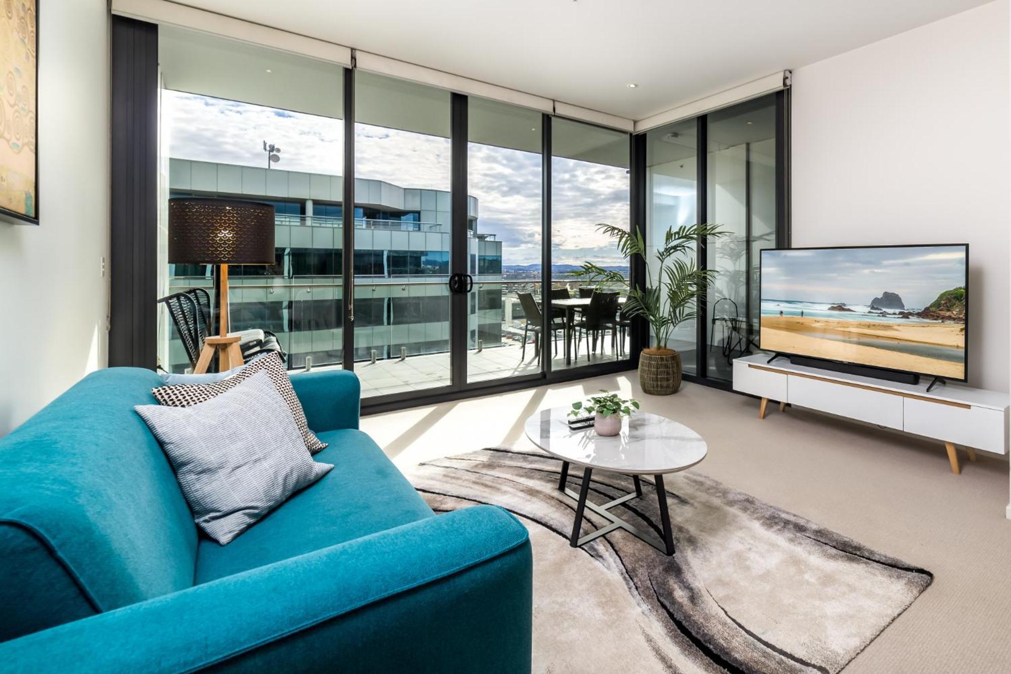 Spacious 1-bed With View In Location Apartamento Camberra