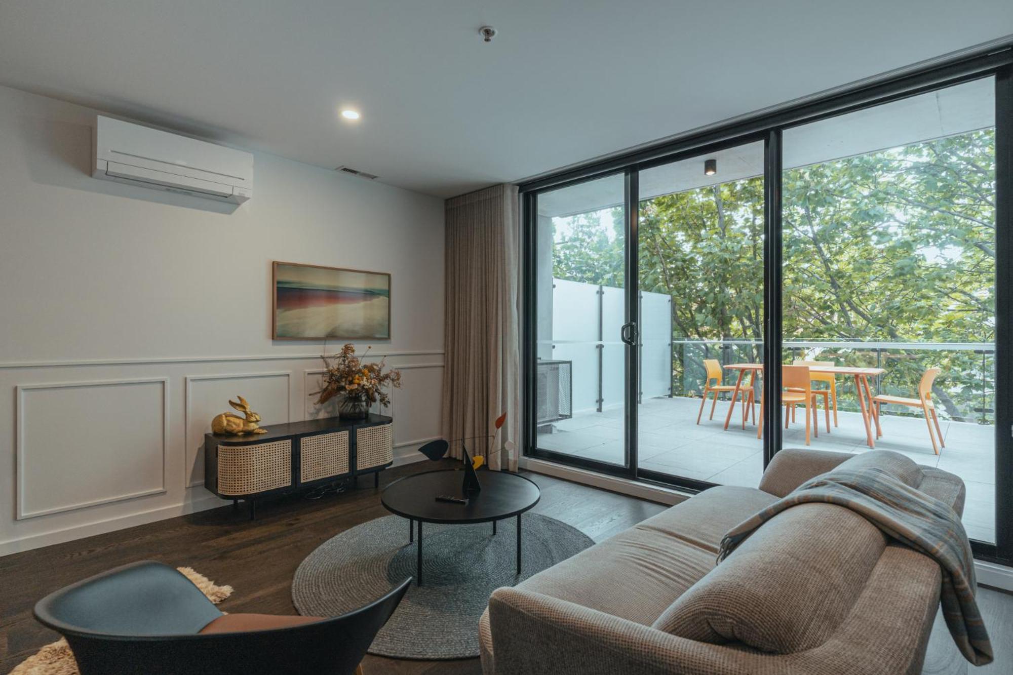 Perfect Central Located 2-bed With Secure Parking Camberra