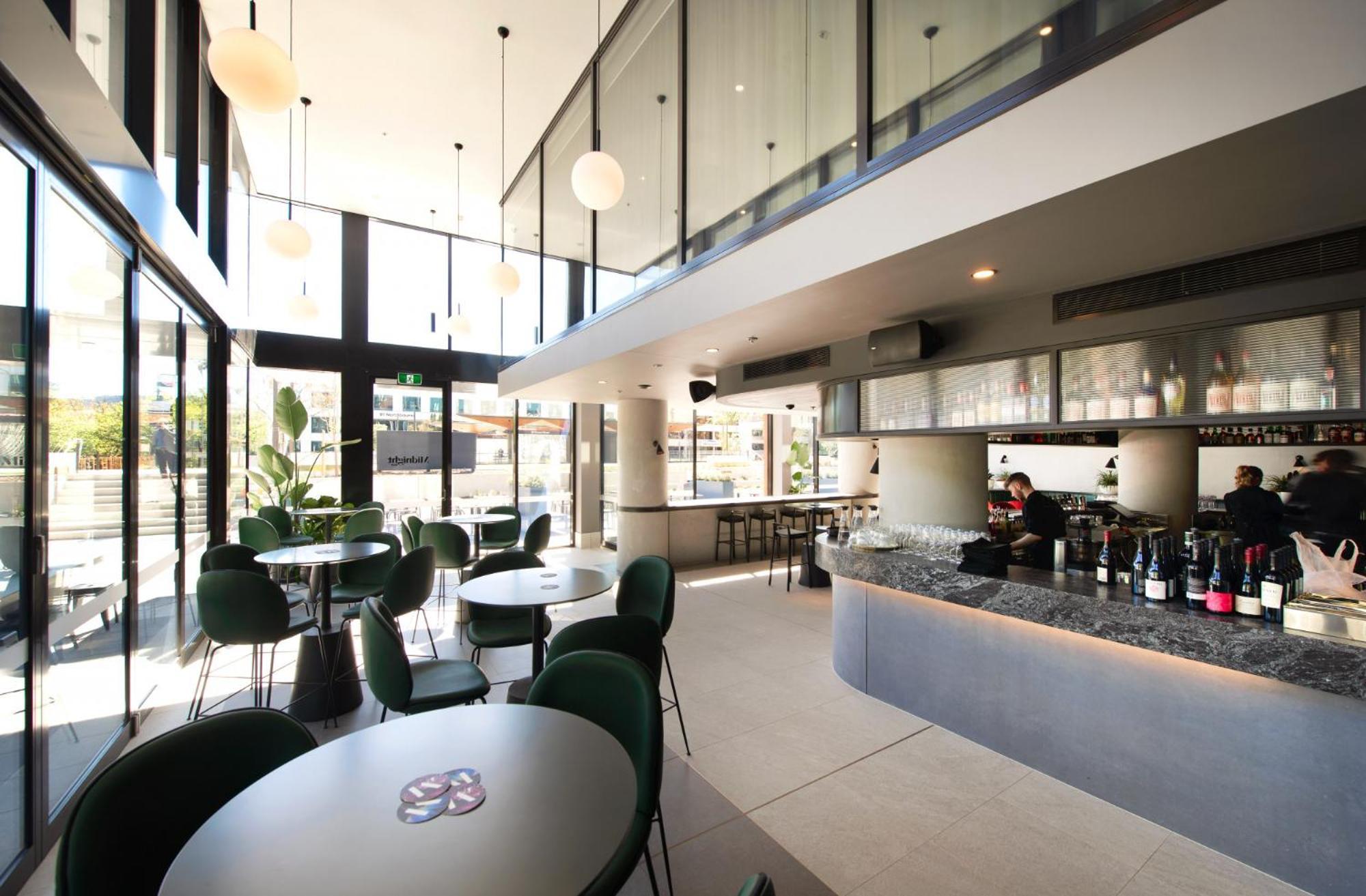 Apartment Center 2-bed With Gym, Sauna, Indoor Pool & Views