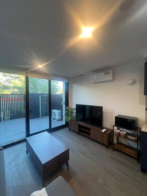 Cbd - Pool - Sleeps 4 - Parking Apartamento