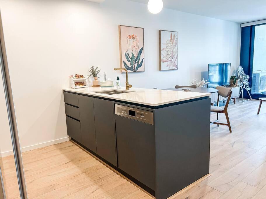 Metropol - Cbd Pool Sleeps 7 Apartment *