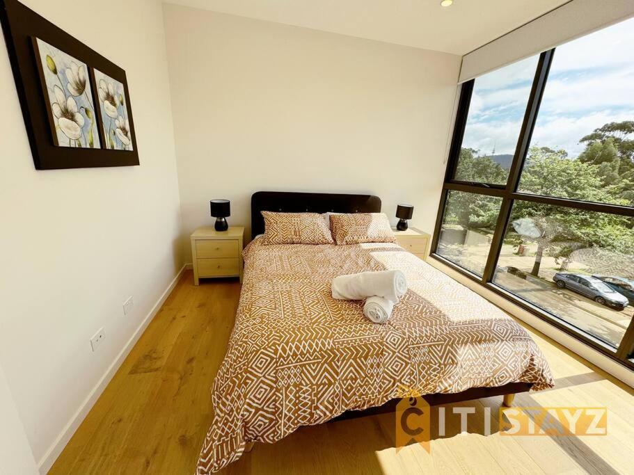 Lavish In Lyneham - 2bd 1bth