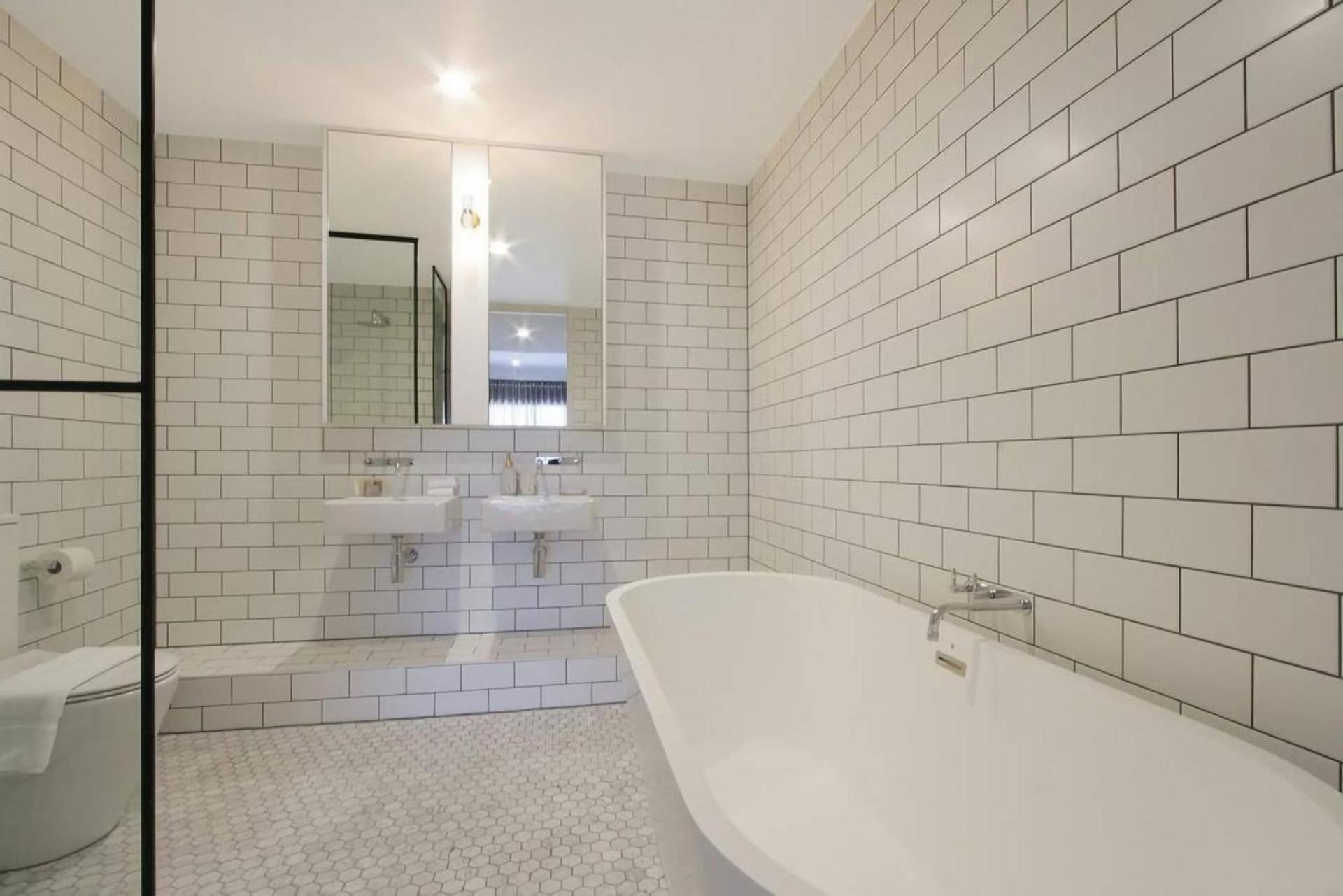 Apartment - Kingston Foreshore
