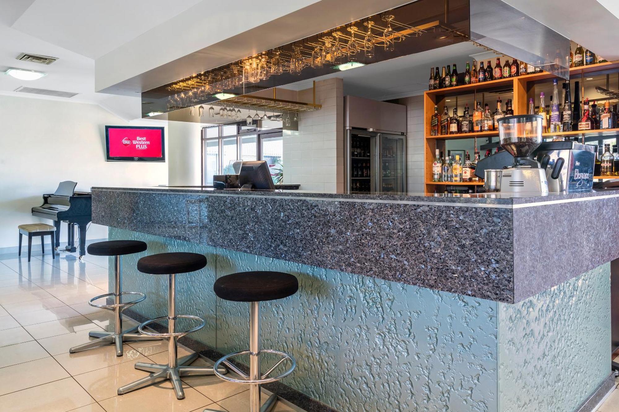 Garden Hotel, Western Signature Collection Hotel 4*