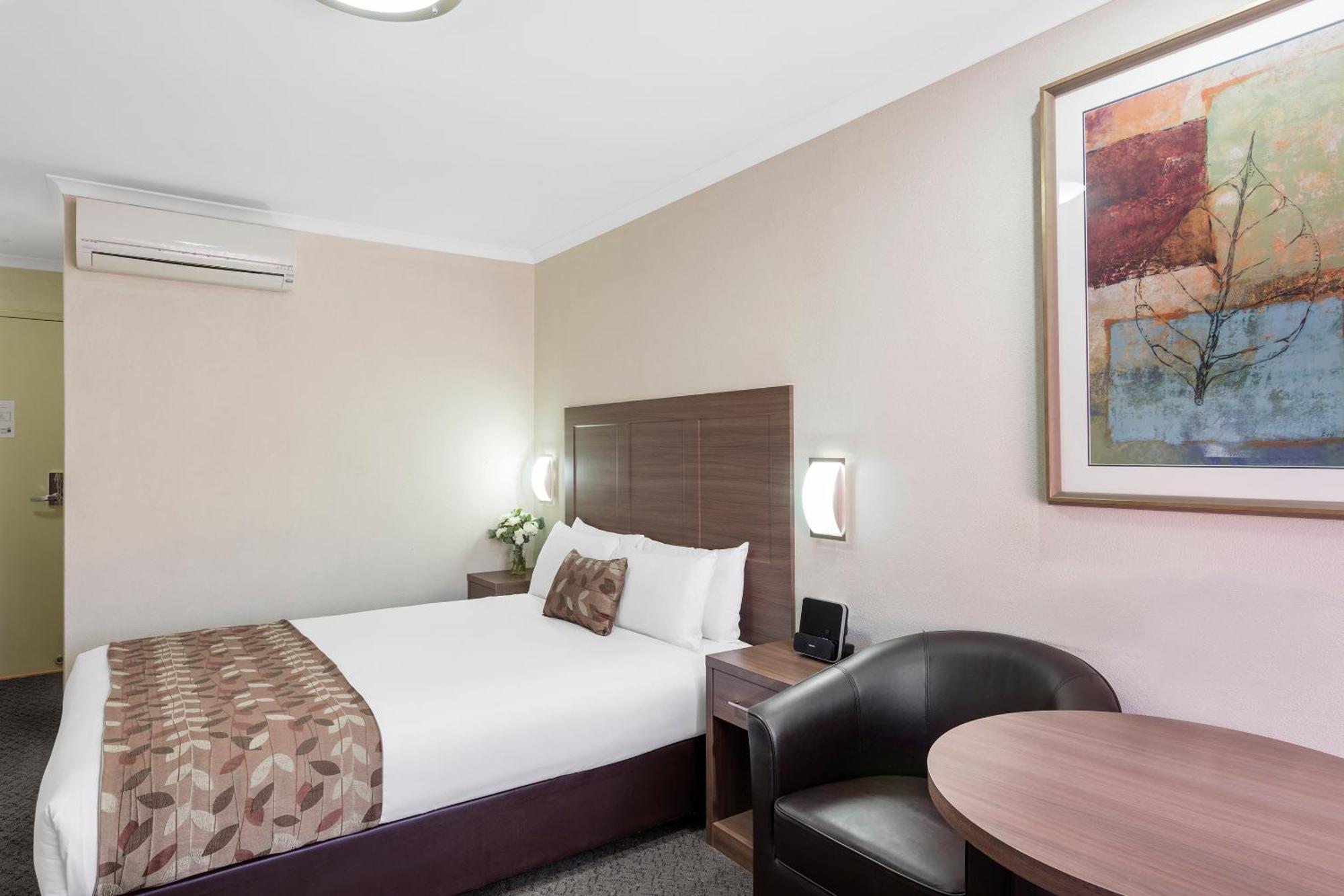 Garden Hotel, Western Signature Collection Hotel