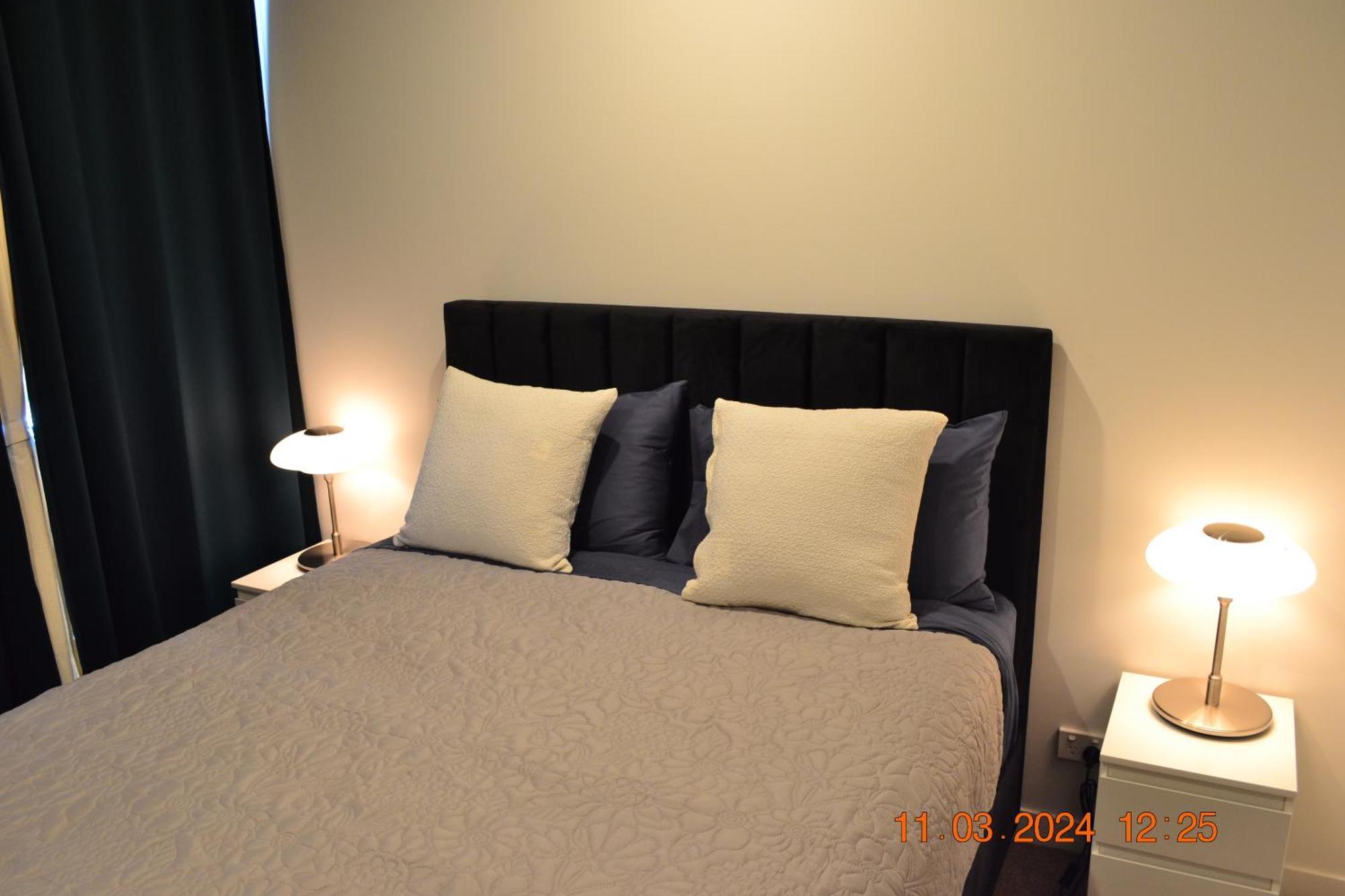 Zmith - Brooke, Near Ais, Gio Stadium, Uc, & Nth - Hospital * Canberra
