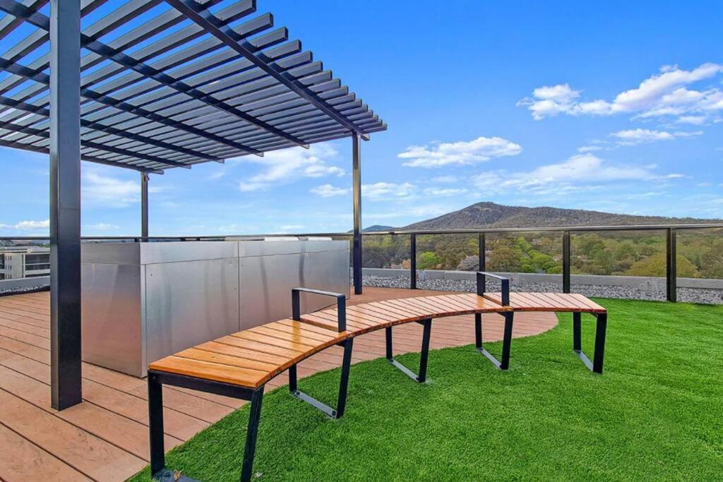 - Parking - Self Check-in - Pool * Canberra