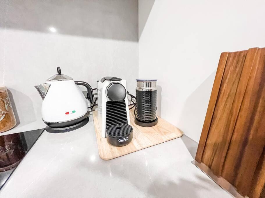 Apartamento Centre - Pool - Parking - Self Check-in *