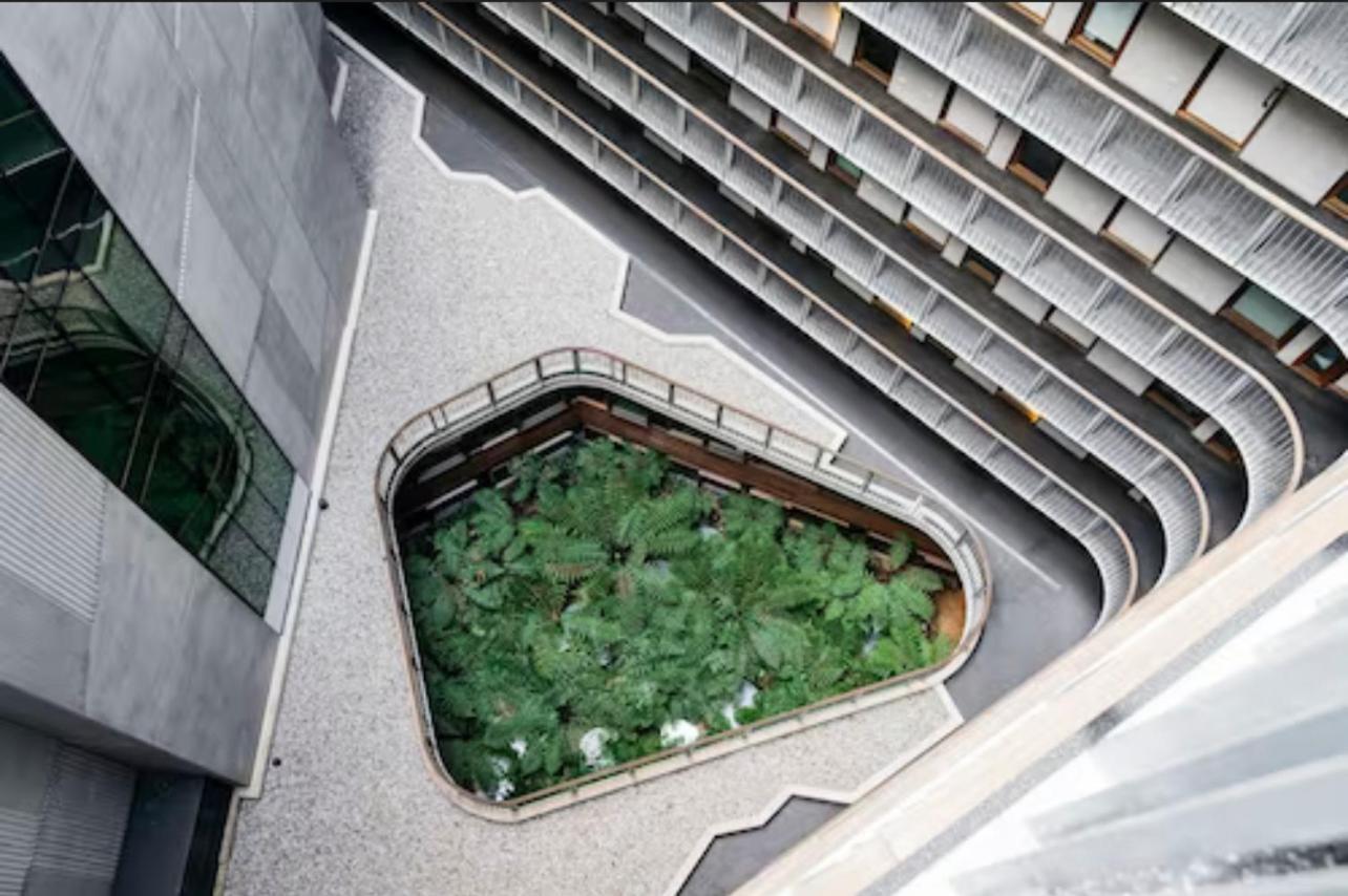 2 Bedroom Eco Living At Nishi Apartment *