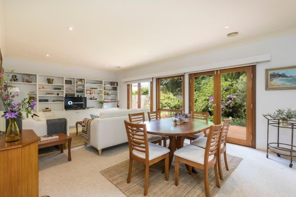 3 Bdrm 2 Bthrm House Close To Cbd & Anu Holiday home