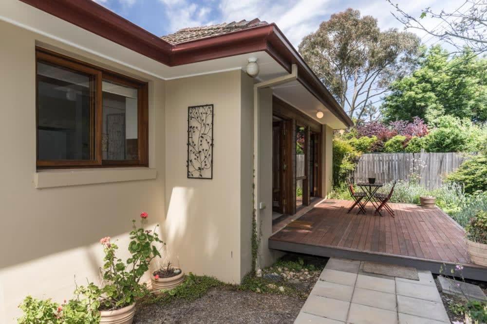 Holiday home 3 Bdrm 2 Bthrm House Close To Cbd & Anu