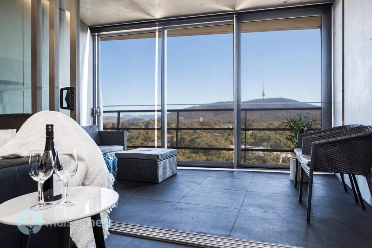 1 Bedroom Apt With Parking Walk To Anu *