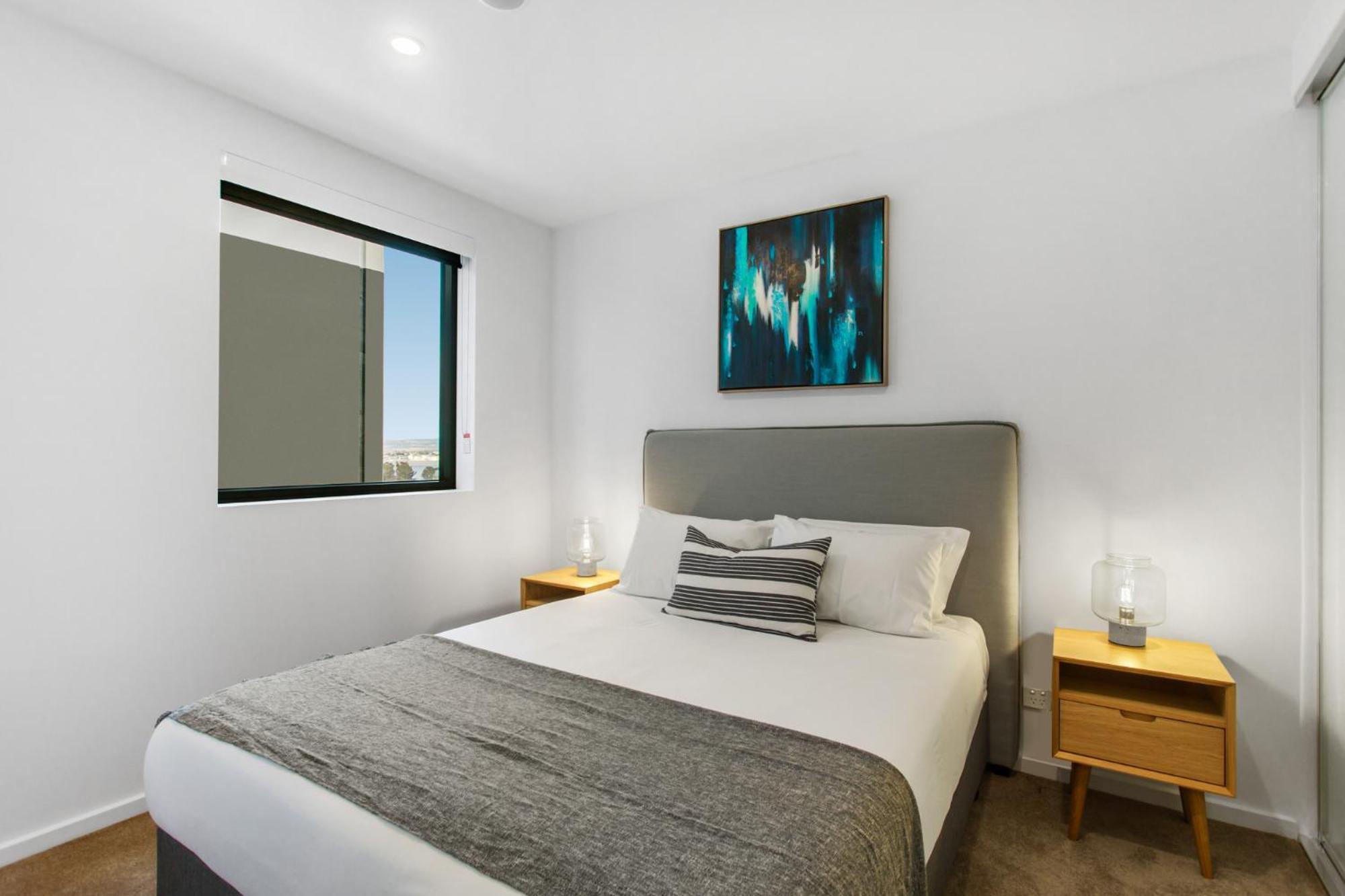 2-bed With Gym & Bbq Area Apartment Canberra