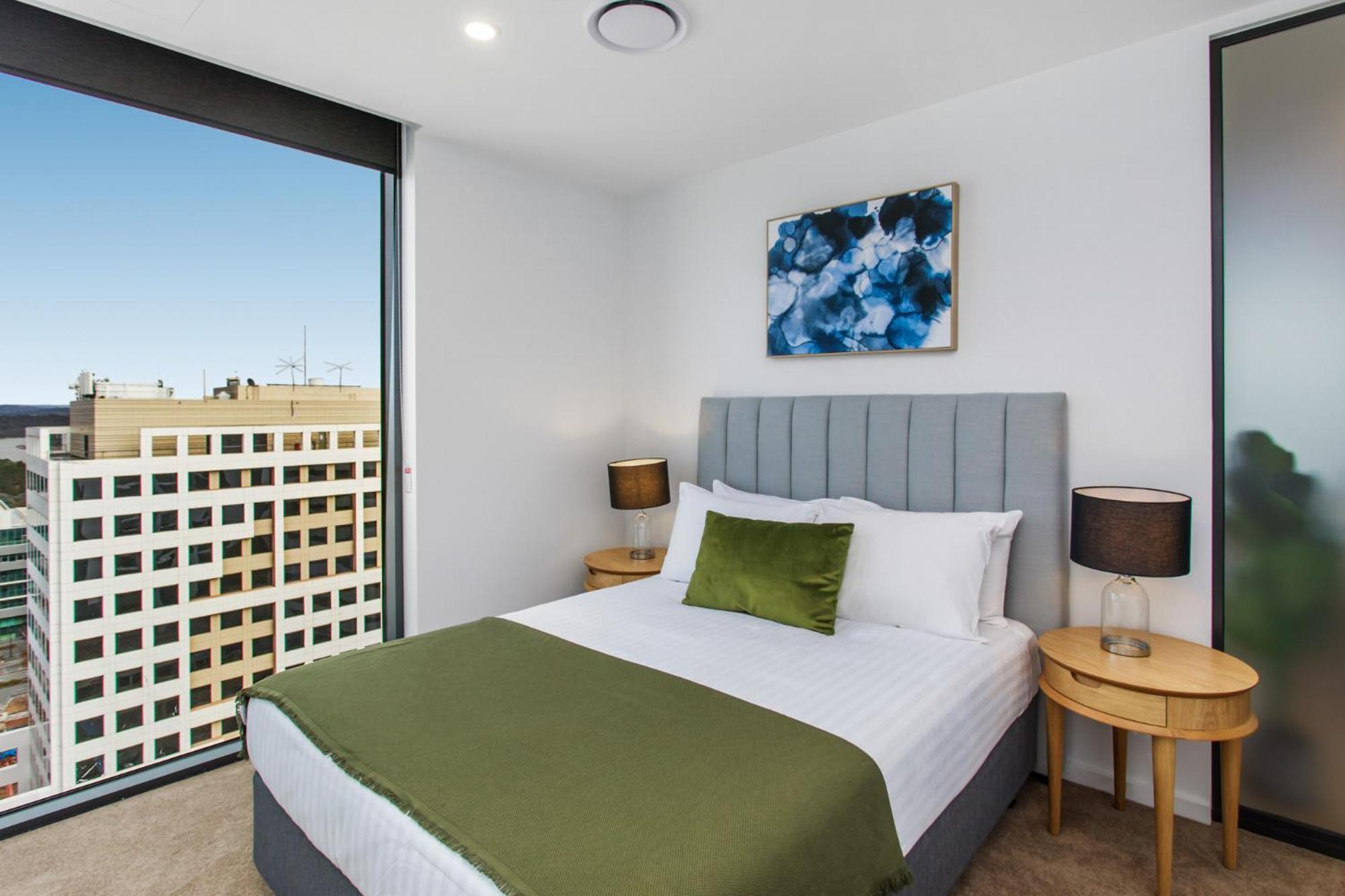 2-bed With Gym & Bbq Area Canberra