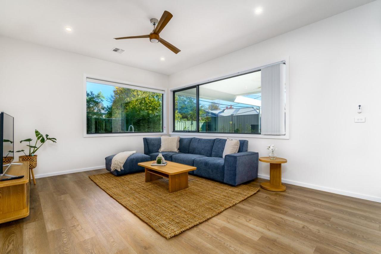 New 4 Bedroom With Tesla Charger Holiday home