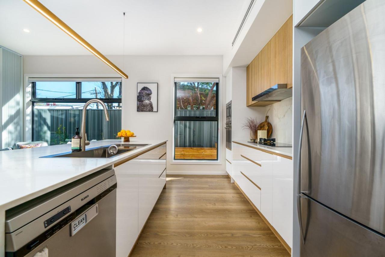 New 4 Bedroom With Tesla Charger Holiday home