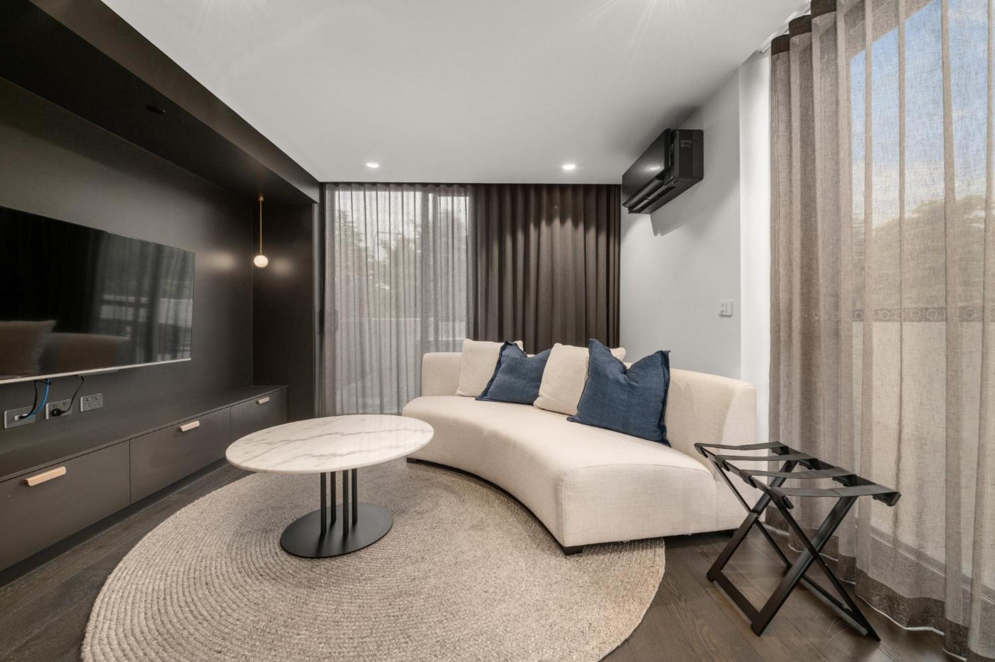 Apartment Braddon With Communal Bbq