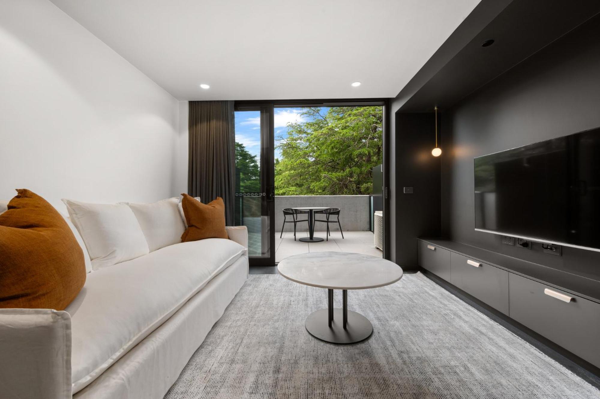 Modern Braddon With Parking Apartamento *