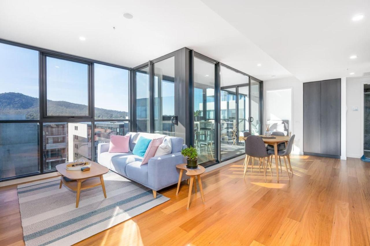 Perfectly Located 1br Ba * Canberra