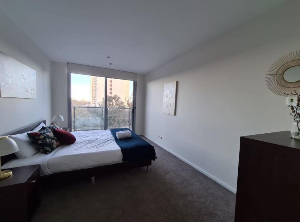 Grand 2br Between Anu And Apartment Canberra