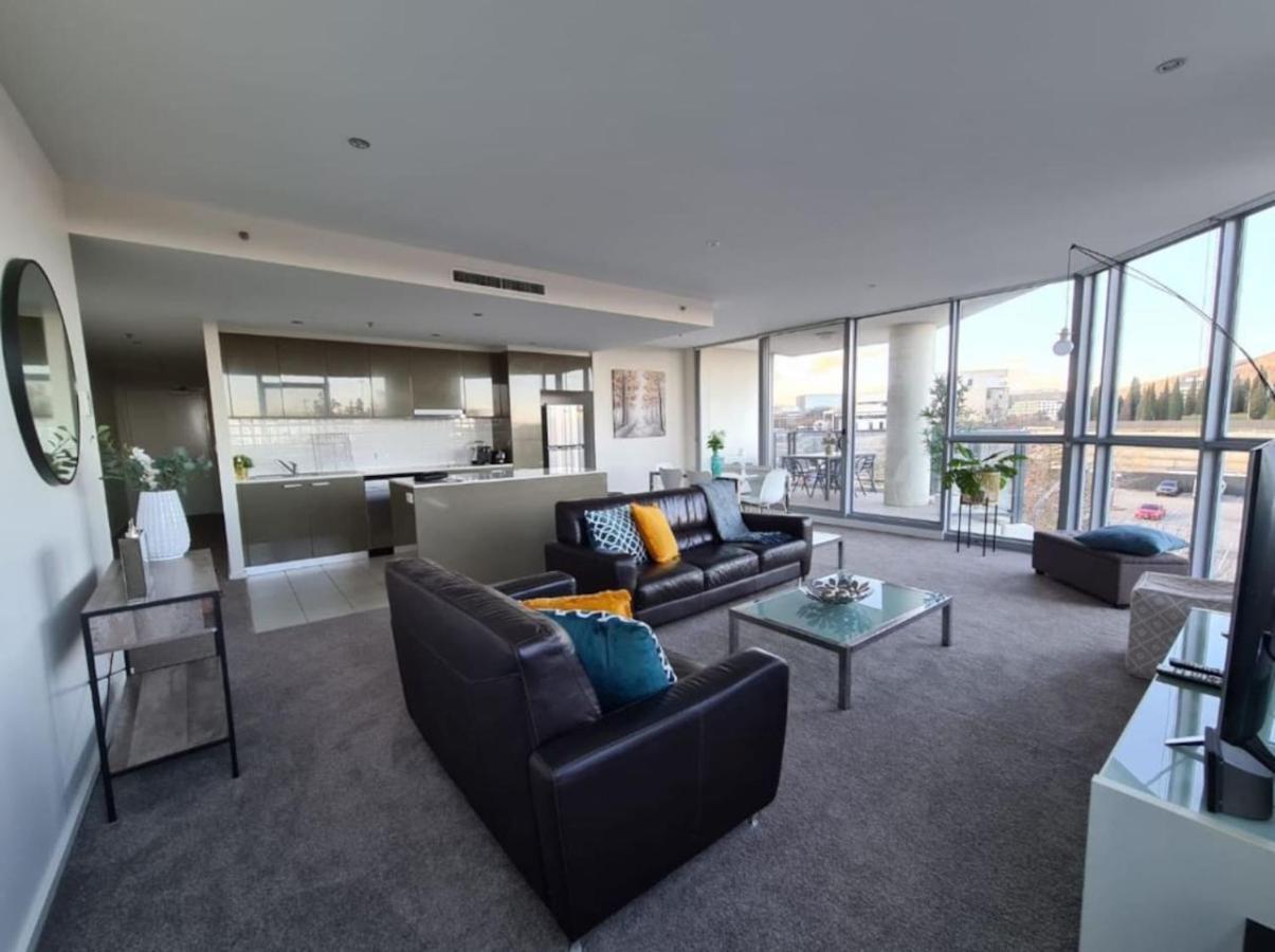 Apartment Grand 2br Between Anu And
