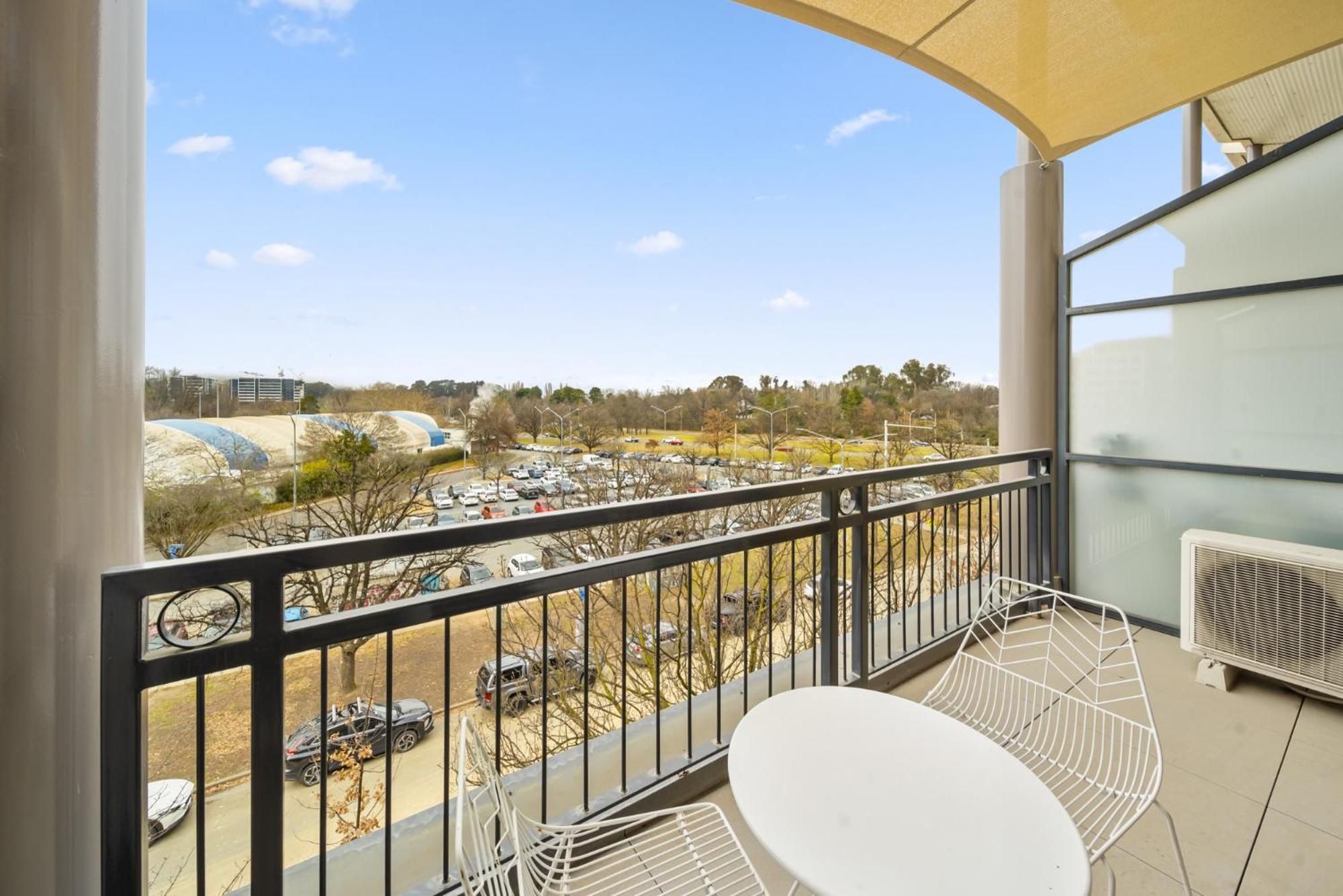 Loft-style Cbd 1-bed With Rooftop Terrace & Bbq Canberra