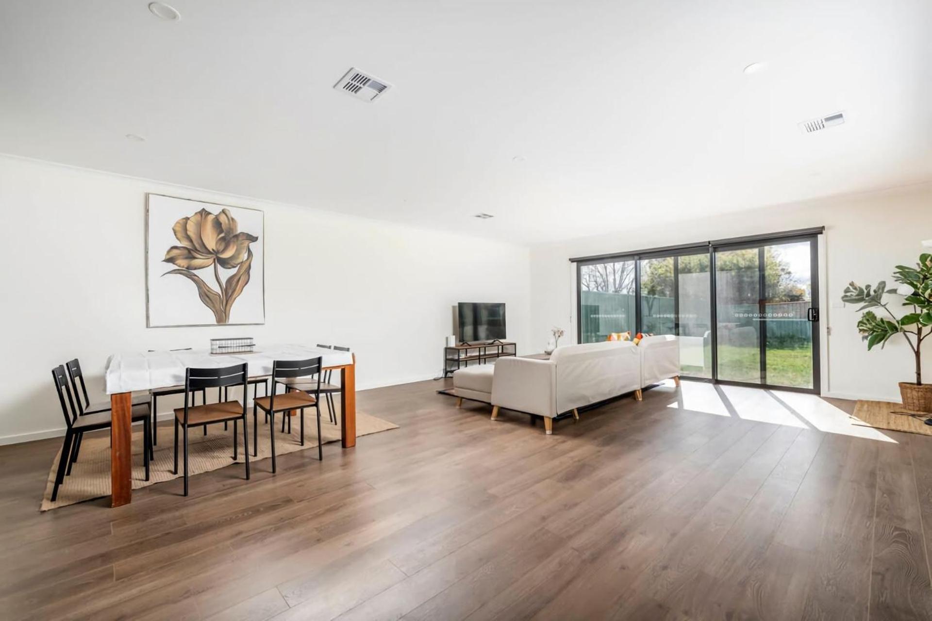 Gorgeous Hawker Townhouse Apartment Canberra