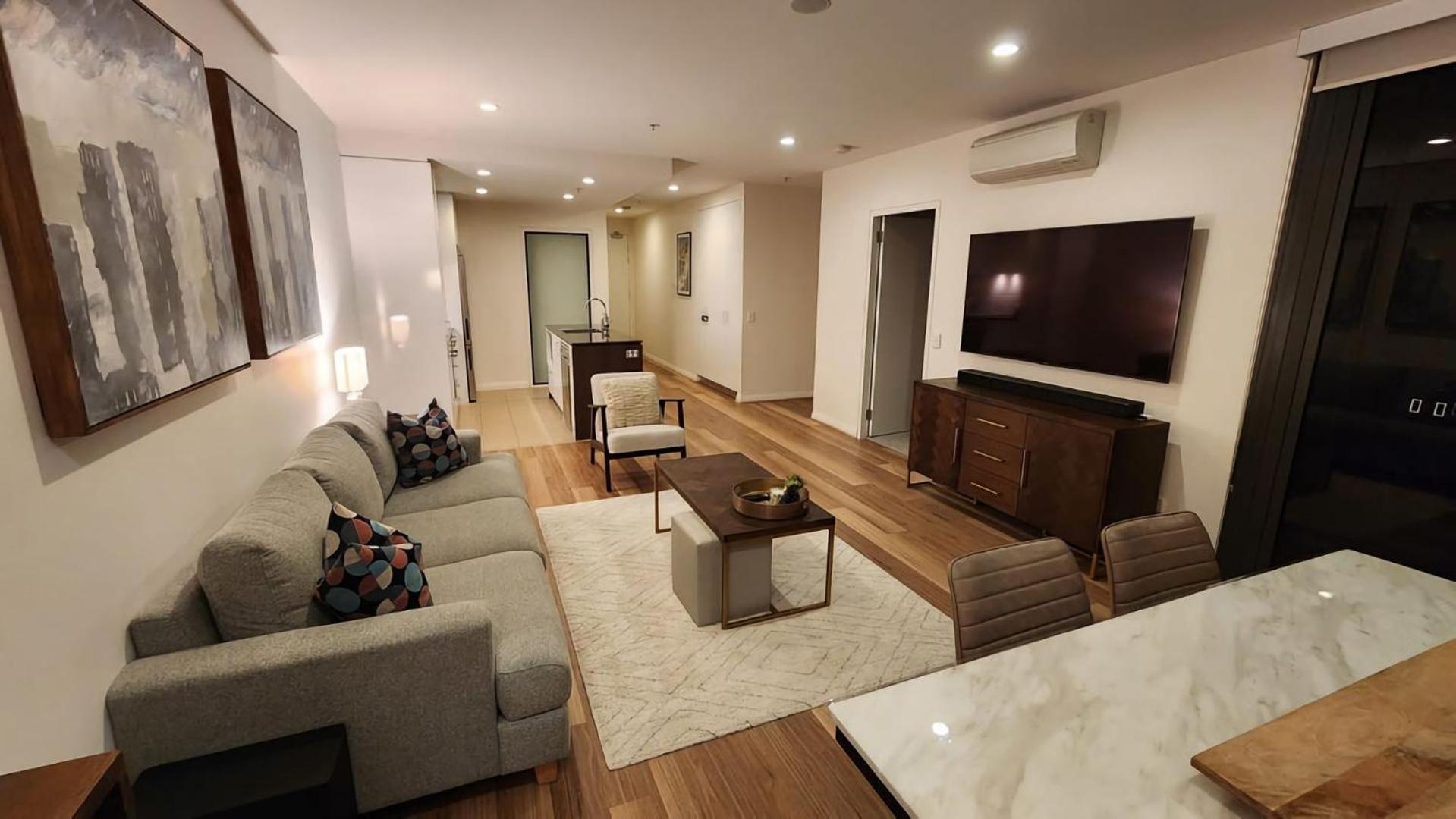 Apartment Sensational With Views *
